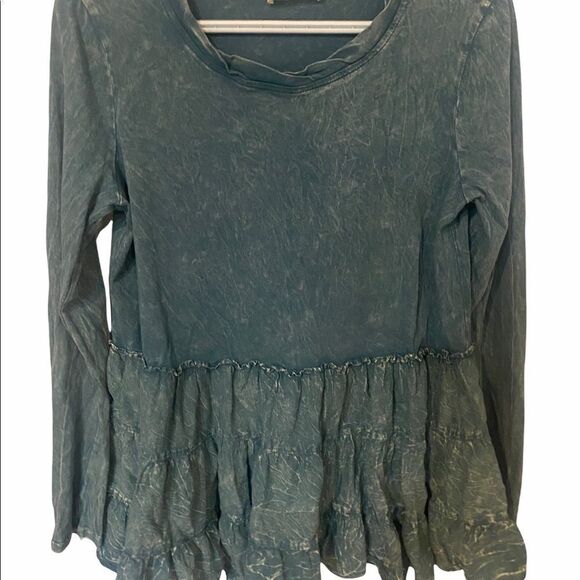 Women’s Altair’s State Distressed Teal Top • Medium - Picture 9 of 16